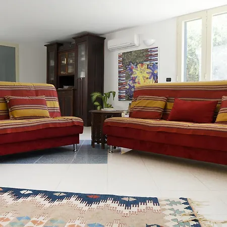 Bed & Breakfast The Aia 3*